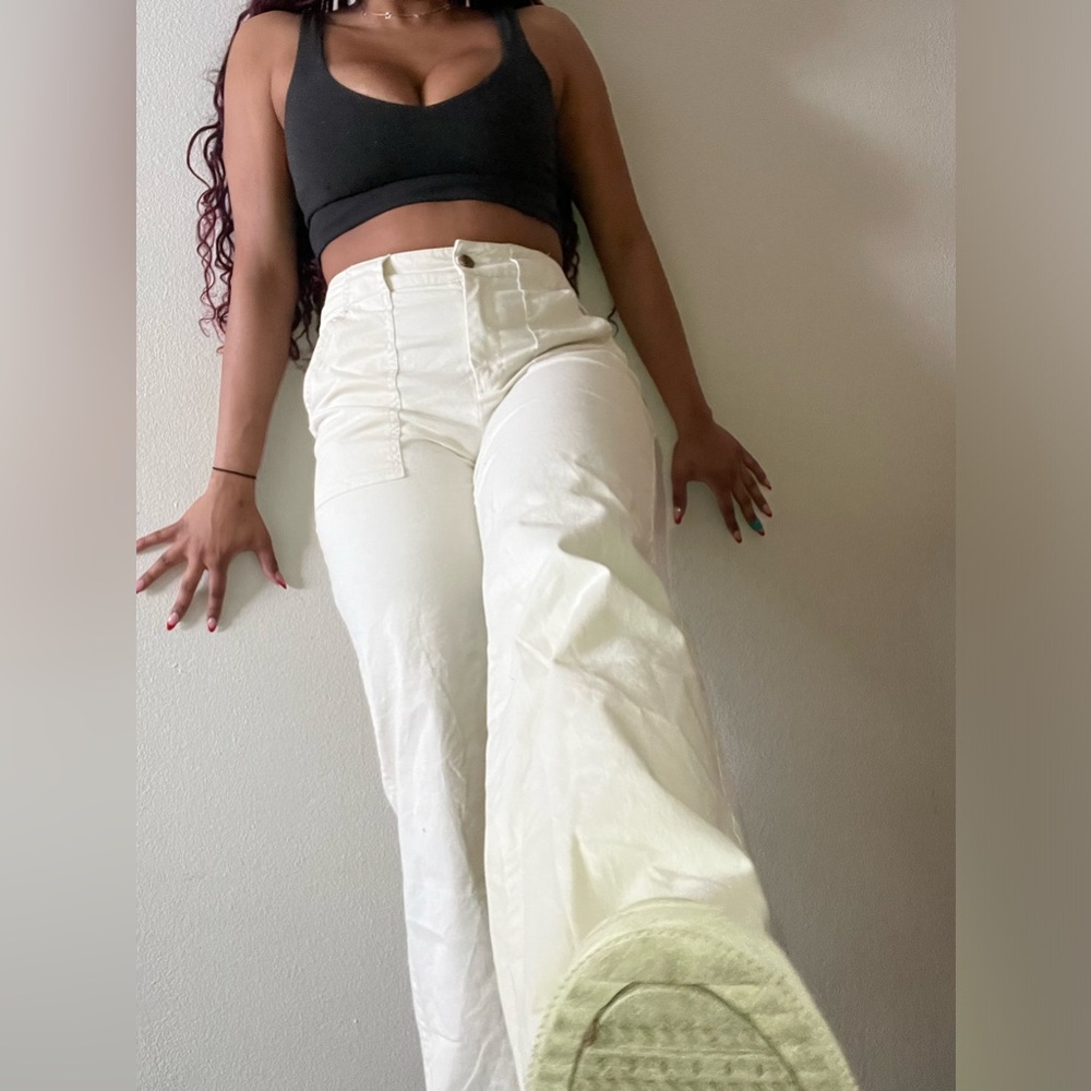 CREAM STRAIGHT LEG JEANS